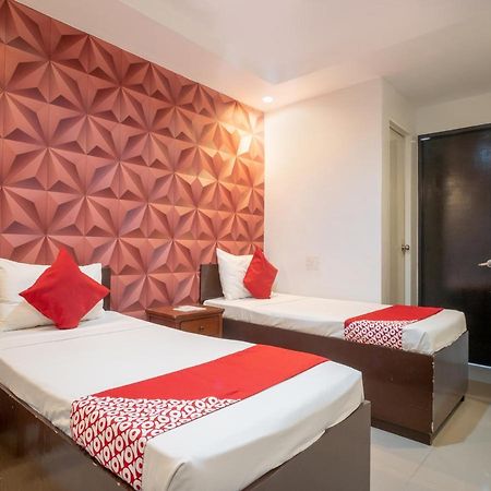Oyo 697 Obrero Suites Davao Exterior photo